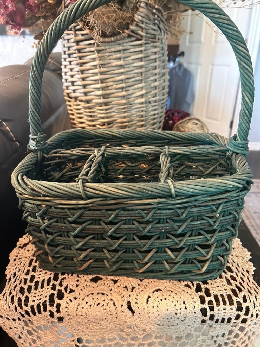 Vintage Style Woven Green Wicker Utensil Caddy Flatware Cutlery Basket Handle